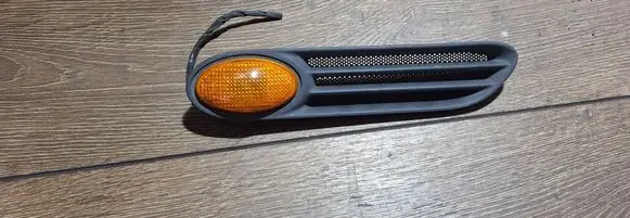 Mini Cooper Hatch Hardtop Front fender indicator light 1503560