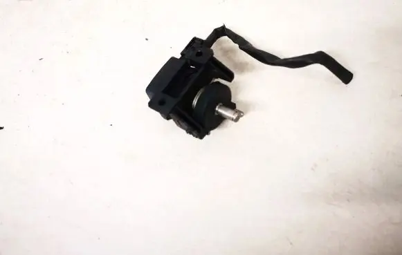 Mercedes-Benz S W126 Accelerator throttle pedal a0135427217 a013-542-72-17
