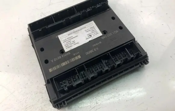 Skoda Fabia Mk1 (6Y) Other control units/modules 6Q1937049