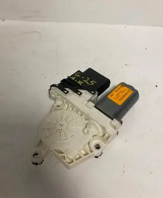 Volkswagen Golf IV Rear door window regulator motor 1C0959811A 105475301 19500000