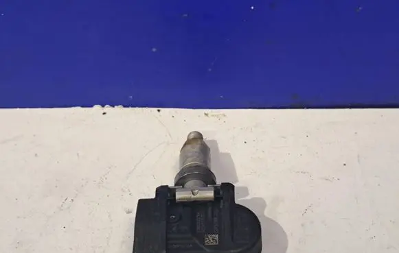 Jaguar F-Type Tire pressure sensor A2C93315301