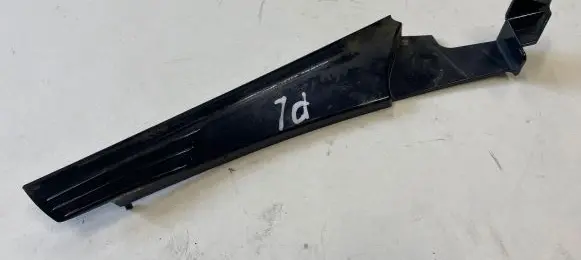 Opel Astra H Fender end trim 13272625 315242409