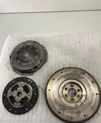 Skoda Fabia Mk2 (5J) Clutch set kit 03D105333 699548 700361
