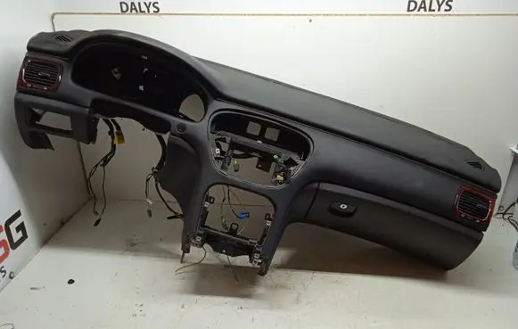 Peugeot 607 Dashboard 18M70624ZR
