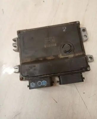 Suzuki Swift I Engine control unit/module 3392063JH 063JH 1123003031