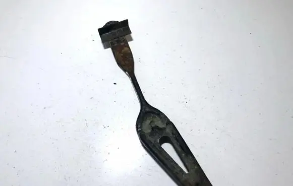 Toyota Avensis Verso Battery bracket 