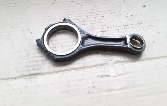 Volkswagen Touareg I Connecting rod/conrod 07ZA