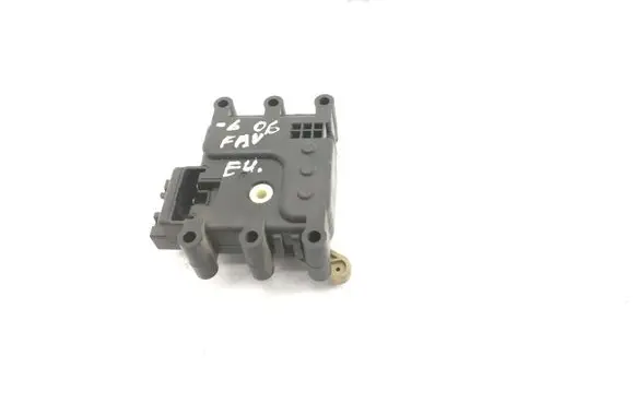 Mazda 6 A/C air flow flap actuator/motor 