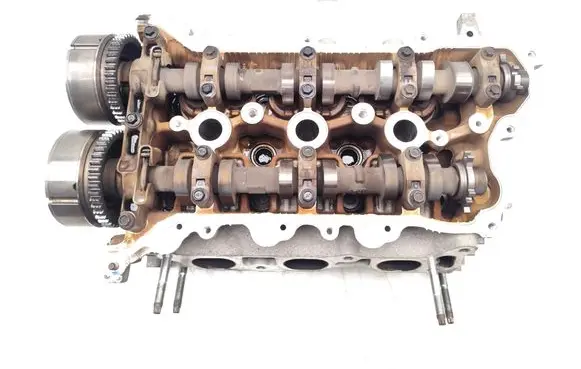 Nissan Note (E12) Engine head HR12DDR