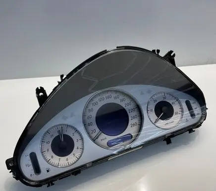 Mercedes-Benz E W211 Speedometer (instrument cluster) A2115403547 2115403547