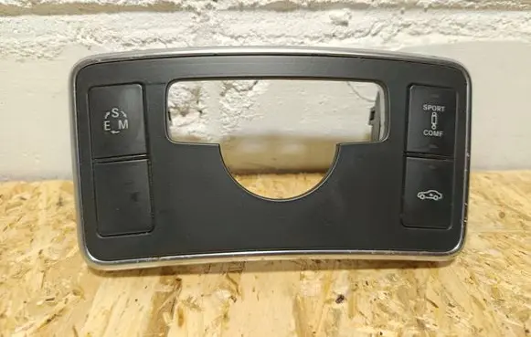 Mercedes-Benz CLS C218 X218 Other interior part A2186805907