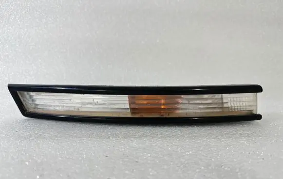 Volkswagen PASSAT B6 Front indicator light 3C0953042E 3C0807718A