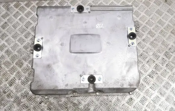 Voltage converter inverter