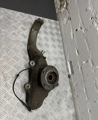 BMW X5 F15 Front wheel hub 6773784