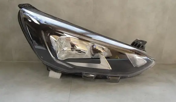 Ford Focus Headlight/headlamp MX7b13e014cc