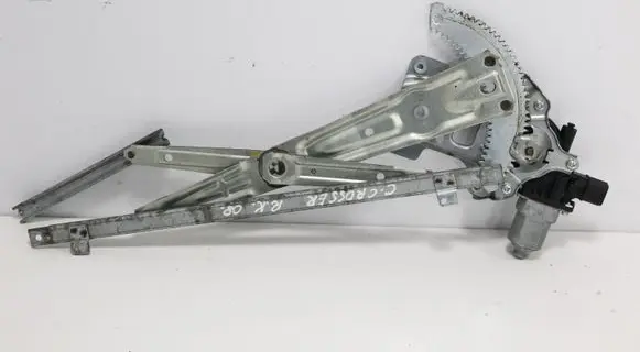 Citroen C-Crosser Front door window regulator motor 5713A085 A022