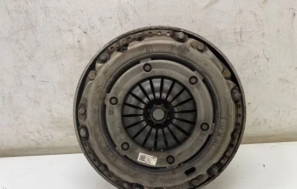 Opel Insignia B Clutch set kit 55514986 55498479