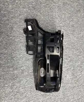 Porsche Macan (95B) Bumper support mounting bracket corner 95B807484A 95B807572A