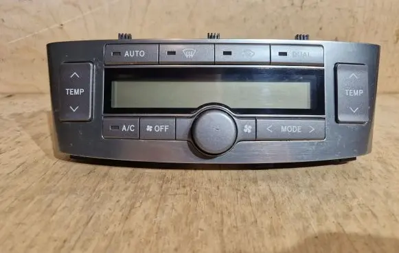 Toyota Avensis T250 Climate control unit 5590005160 MB1465700792 5590205050F