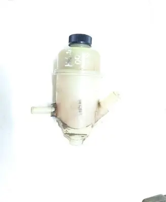 Mazda 626 Power steering fluid tank/reservoir