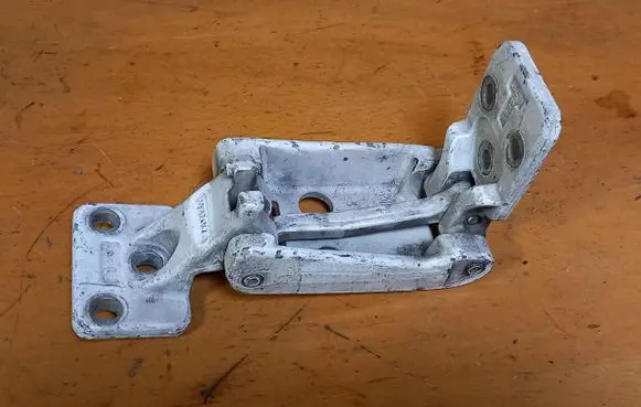 Mercedes-Benz Sprinter W906 Rear door hinge set 9067400737