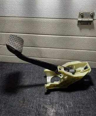 BMW X5 F15 Brake pedal 6791901 4010404C