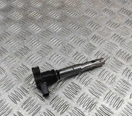 Audi A4 S4 B7 8E 8H High voltage ignition coil 07K805715F