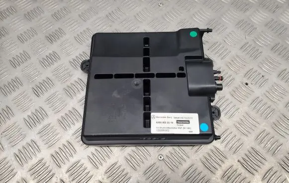 Mercedes-Benz GL X166 Vacuum air tank A0008005519