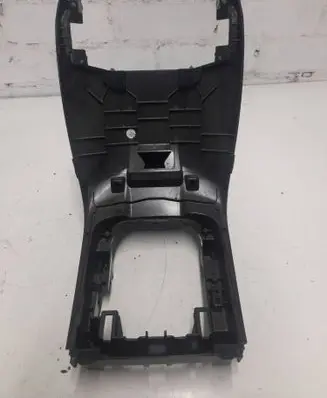 Volvo V70 Center console 1963506