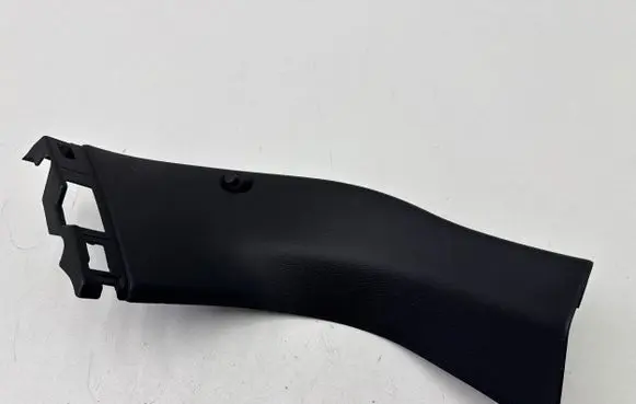 (B) pillar trim (bottom)