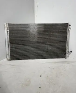 Mercedes-Benz Vito Viano W447 A/C cooling radiator (condenser)