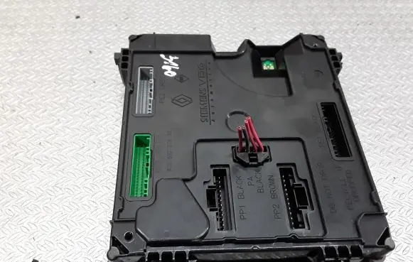 Renault Laguna III Comfort/convenience module 284B10044R BCMX91