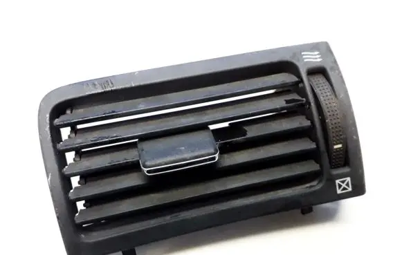 Toyota Avensis T250 Dash center air vent grill 8518C