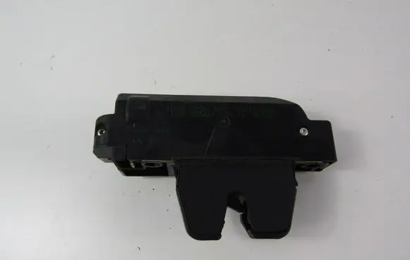 Peugeot 307 Tailgate/trunk/boot lock/catch/latch 9652301980