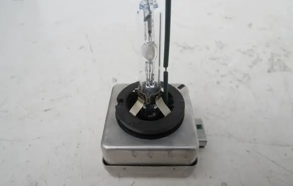 Volvo S60 Xenon bulb 6152737 66340HBI 708135