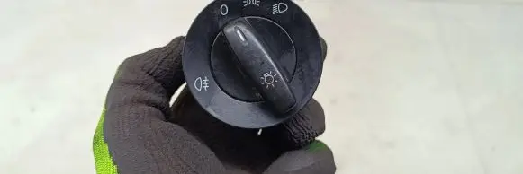 Volkswagen Touran I Light switch 1T0641431P