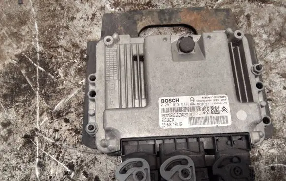 Citroen Berlingo Engine control unit/module