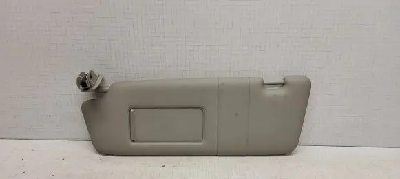 Audi A4 S4 B6 8E 8H Sun visor 8E0857551