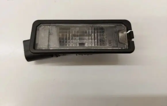 Volkswagen Golf VII Number plate light 1K8943021