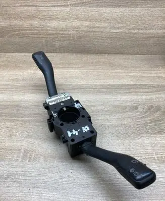 Audi A3 S3 8L Wiper turn signal indicator stalk/switch 8L0953513G