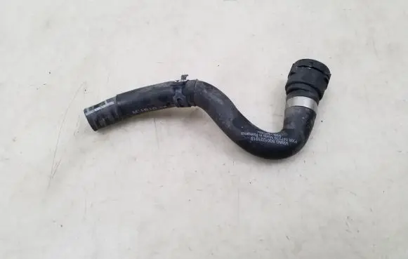 Audi A4 S4 B7 8E 8H Air intake hose/pipe 5Q0122101S