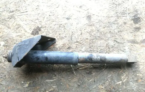 KIA Carnival Rear shock absorber/damper 0K55F28700B