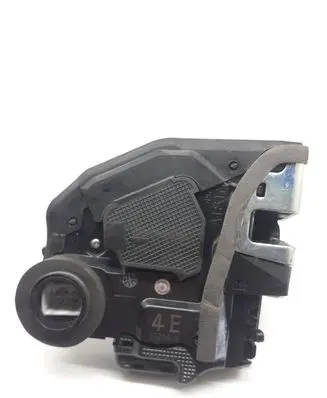 Lexus CT 200H Rear door lock 1021416