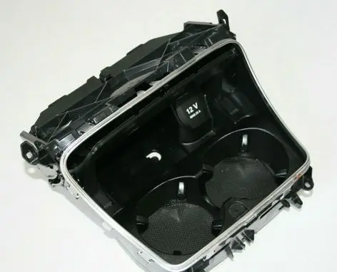Cup holder front