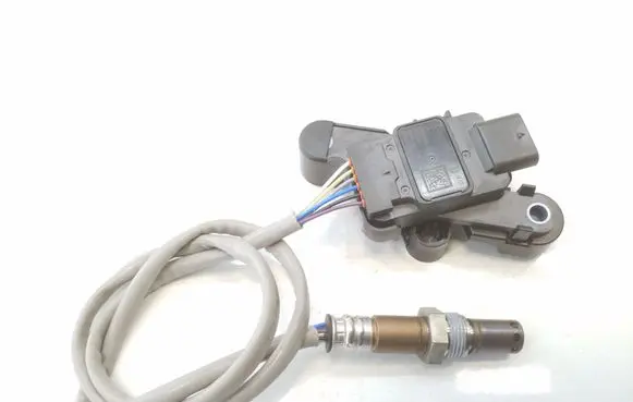 Mercedes-Benz Sprinter W907 W910 Lambda probe sensor 250706612 A0009059613