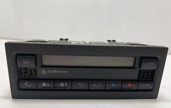 Volkswagen PASSAT B5 Climate control unit 26JUM00