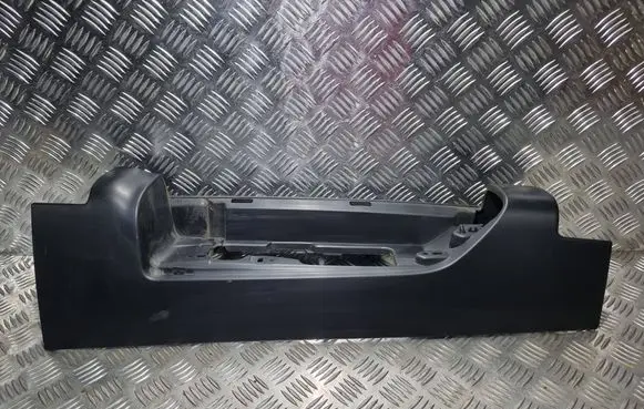 Opel Vivaro Tail light part 93450971 93450968