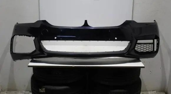 BMW 5 G30 G31 Front bumper 8064928 72758411 5111