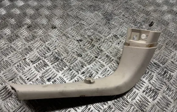 BMW X1 F48 F49 Tailgate trim 7350847