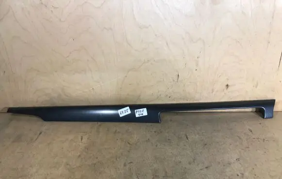 Dashboard glove box trim
